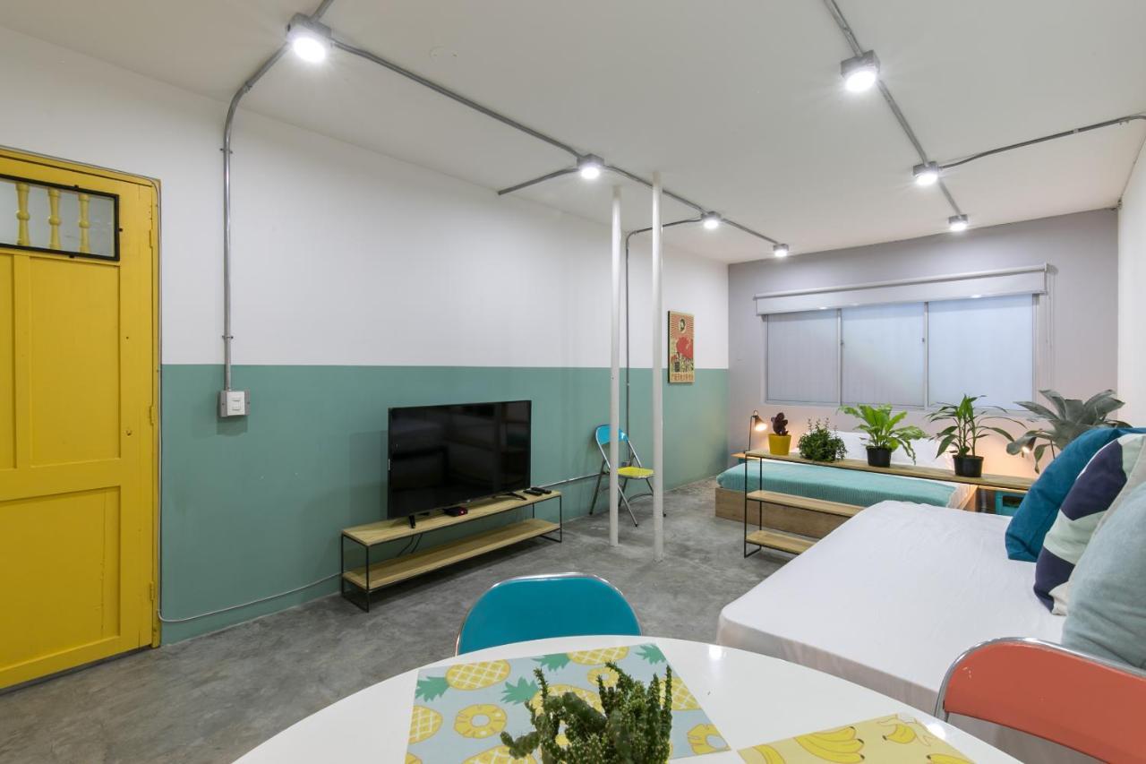דירות מדיין Casa Manila Calle 12 מראה חיצוני תמונה