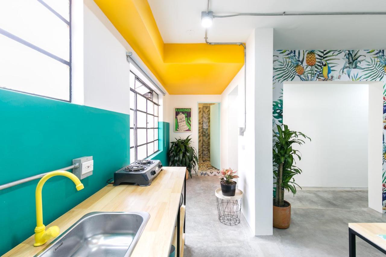 דירות מדיין Casa Manila Calle 12 מראה חיצוני תמונה