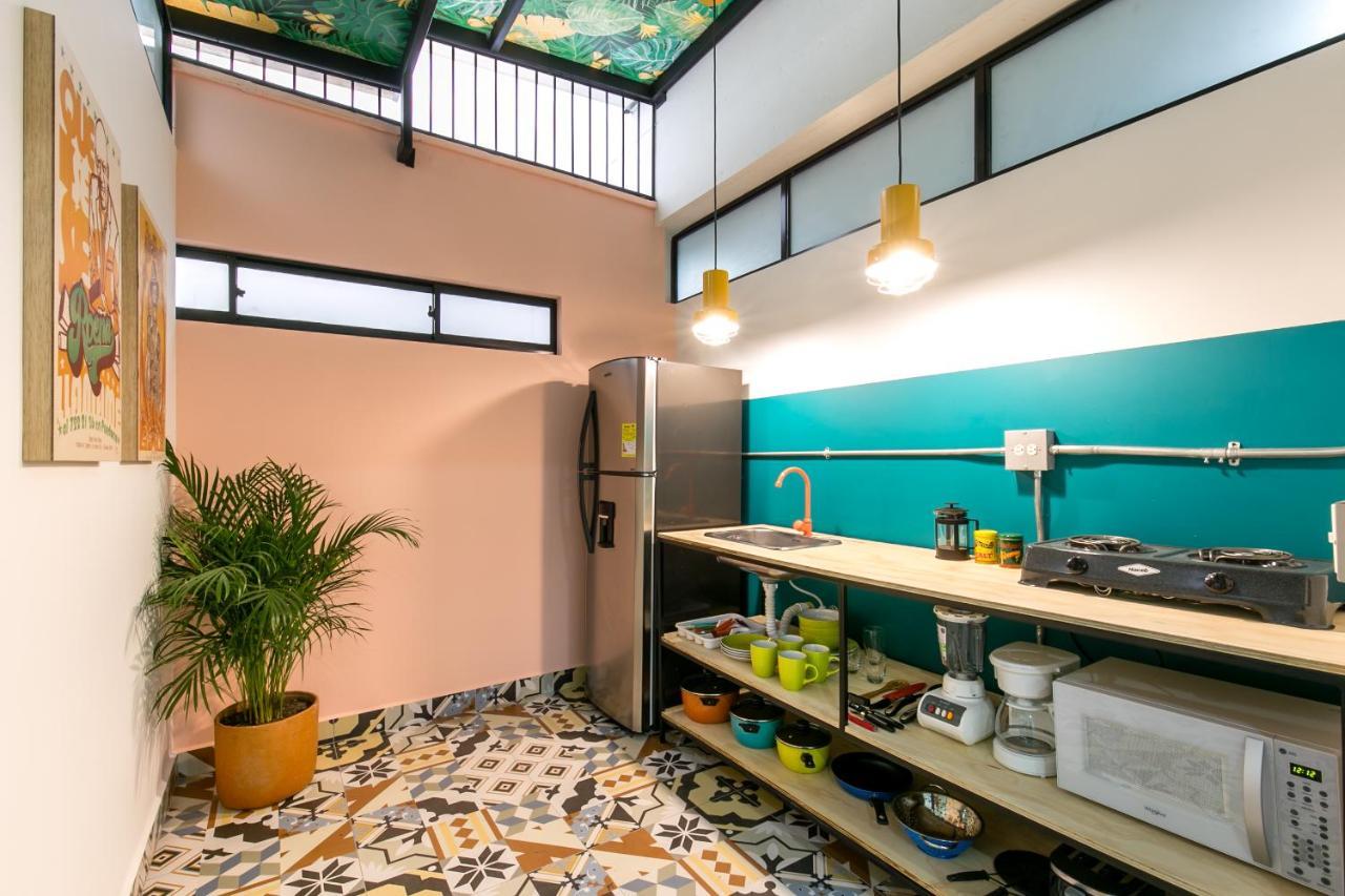 דירות מדיין Casa Manila Calle 12 מראה חיצוני תמונה